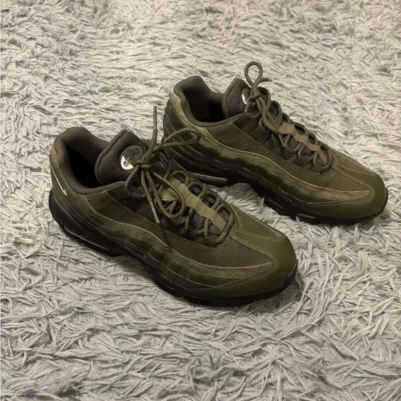 Nike Air Max 95 Cargo Khaki Reflective DZ4511-300 Mens Size 9.5 Athletic Sneaker - Picture 5 of 9